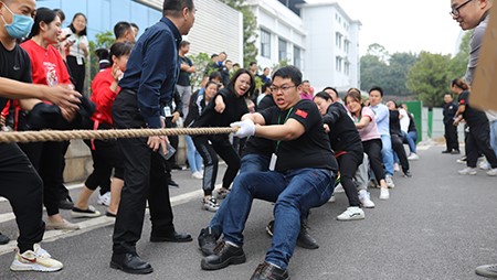 凝心聚力 團結奮進——西迪首屆拔河比賽取得圓滿成功